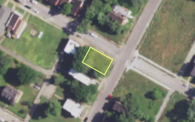 Aerial view of 1825 ANNIE MALONE DR — vacant lot, St. Louis with approximate parcel outline