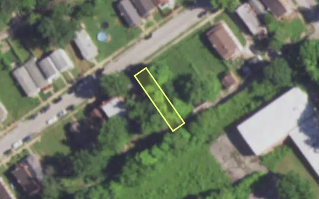 Aerial view of 5450 BEACON AV — vacant lot, St. Louis with approximate parcel outline