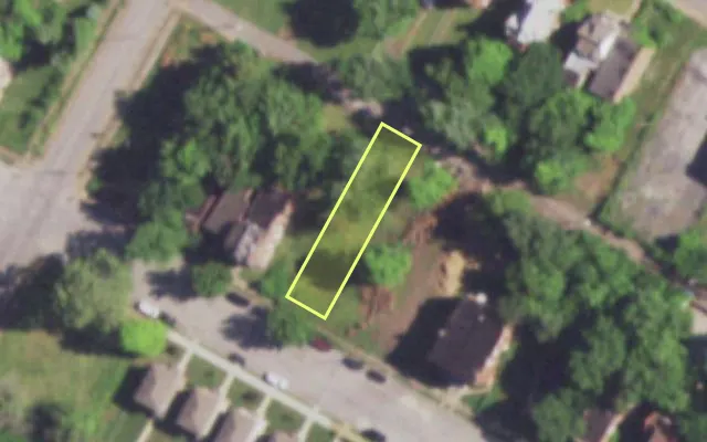 Aerial view of 4249 W COOK AV — vacant lot, St. Louis with approximate parcel outline