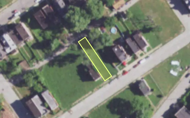 Aerial view of 2029 ALICE AV — vacant lot, St. Louis with approximate parcel outline