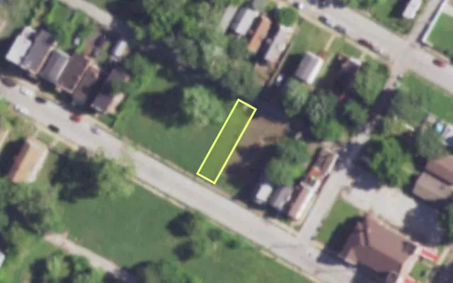 Aerial view of 4431 PENROSE ST — vacant lot, St. Louis with approximate parcel outline