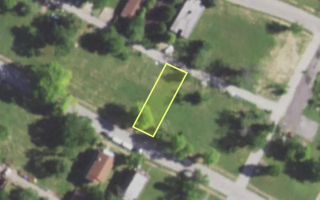 Aerial view of 5831 TERRY AV — vacant lot, St. Louis with approximate parcel outline