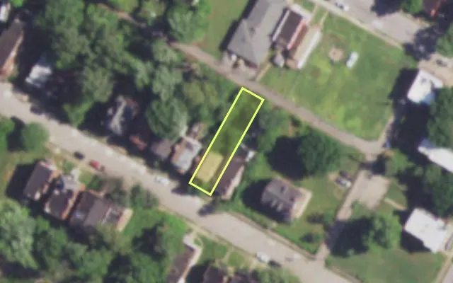 Aerial view of 4231 COTE BRILLIANTE AV — vacant lot, St. Louis with approximate parcel outline