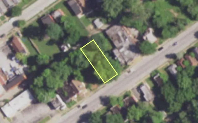 Aerial view of 5029 UNION BLVD — vacant lot, St. Louis with approximate parcel outline