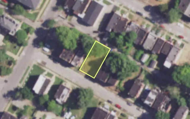 Aerial view of 4053 KENNERLY AV — vacant lot, St. Louis with approximate parcel outline