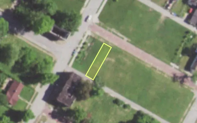 Aerial view of 5574 ST EDWARD AV — vacant lot, St. Louis with approximate parcel outline