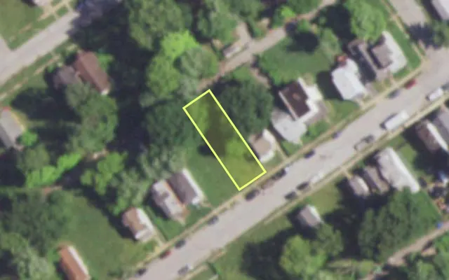 Aerial view of 5053 EMERSON AV — vacant lot, St. Louis with approximate parcel outline