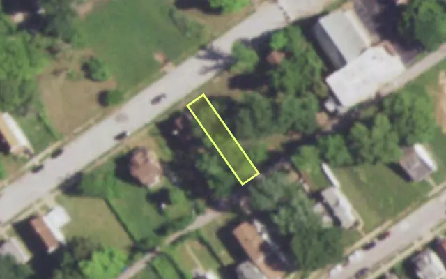 Aerial view of 4934 EMERSON AV — vacant lot, St. Louis with approximate parcel outline