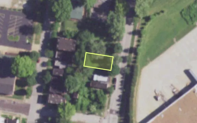 Aerial view of 3645 MARINE AV — vacant lot, St. Louis with approximate parcel outline
