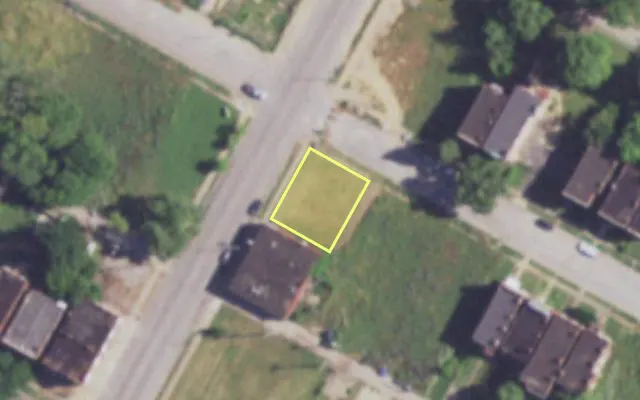 Aerial view of 3868 LABADIE AV — vacant lot, St. Louis with approximate parcel outline