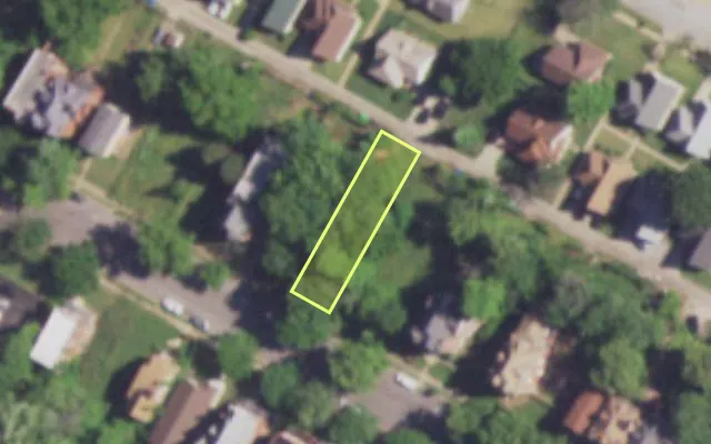 Aerial view of 4345 WEST BELLE PL — vacant lot, St. Louis with approximate parcel outline