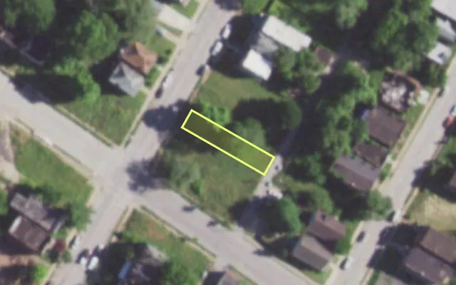Aerial view of 1360 GOODFELLOW BLVD — vacant lot, St. Louis with approximate parcel outline