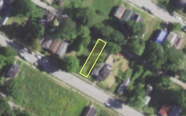 Aerial view of 5543 LABADIE AV — vacant lot, St. Louis with approximate parcel outline