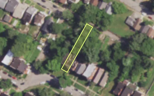 Aerial view of 4825 HAMMETT PL — vacant lot, St. Louis with approximate parcel outline