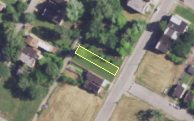 Aerial view of 1727 N SARAH ST — vacant lot, St. Louis with approximate parcel outline