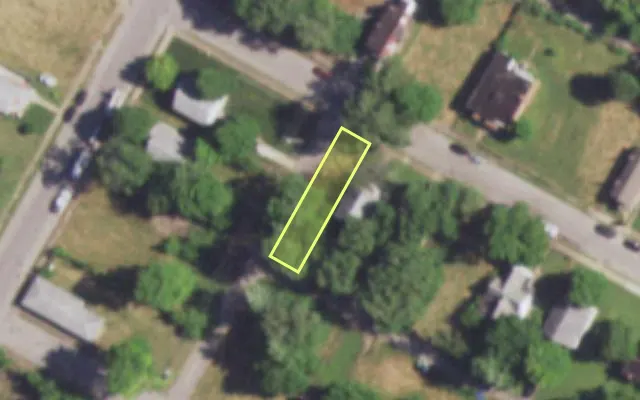 Aerial view of 4452 ST FERDINAND AV — vacant lot, St. Louis with approximate parcel outline