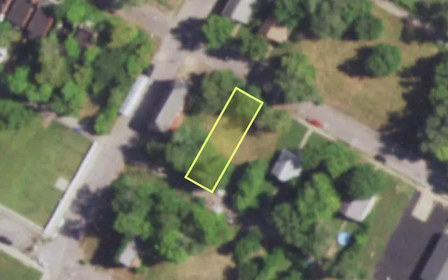 Aerial view of 4608 ST FERDINAND AV — vacant lot, St. Louis with approximate parcel outline