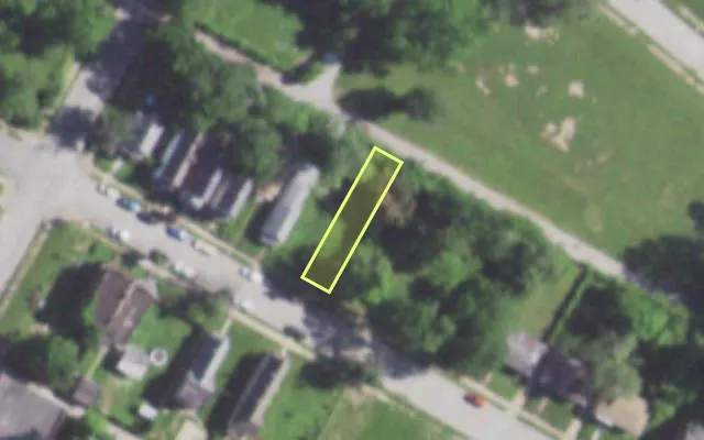 Aerial view of 5561 GREER AV — vacant lot, St. Louis with approximate parcel outline