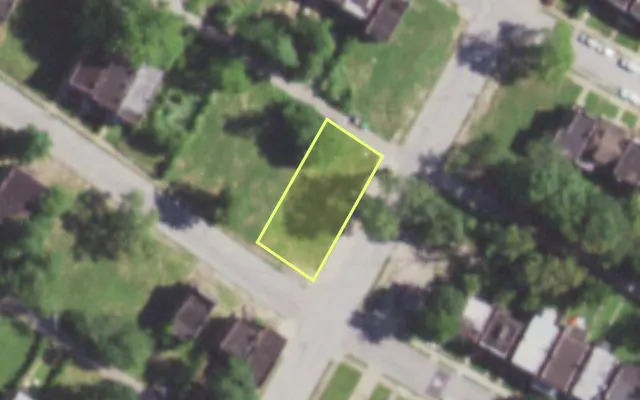 Aerial view of 2503 HAMILTON AV — vacant lot, St. Louis with approximate parcel outline