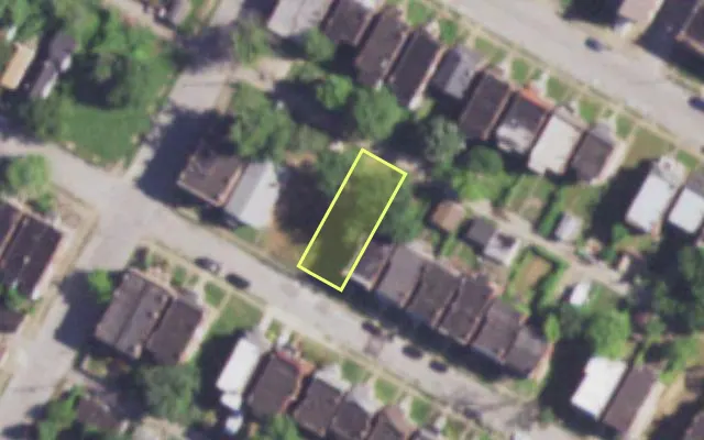 Aerial view of 4179 FARLIN AV — vacant lot, St. Louis with approximate parcel outline