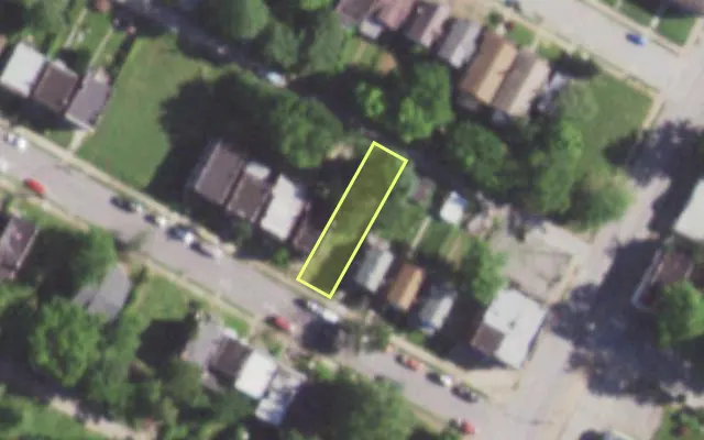 Aerial view of 5817 WABADA AV — vacant lot, St. Louis with approximate parcel outline