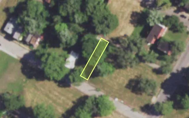 Aerial view of 4421 COTE BRILLIANTE AV — vacant lot, St. Louis with approximate parcel outline