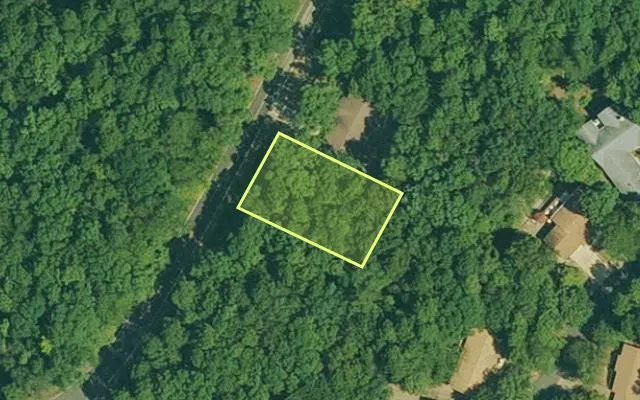 Aerial view of GARLAND County parcel 64528 — Arkansas post-auction with approximate parcel outline