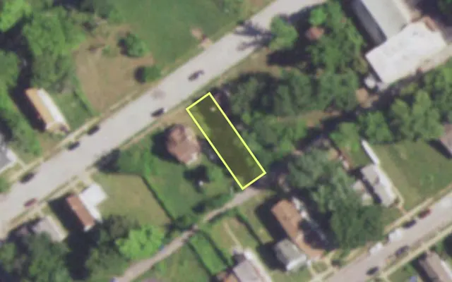 Aerial view of 4930 EMERSON AV — vacant lot, St. Louis with approximate parcel outline