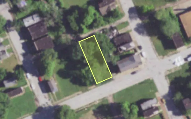 Aerial view of 2011 PENROSE ST — vacant lot, St. Louis with approximate parcel outline
