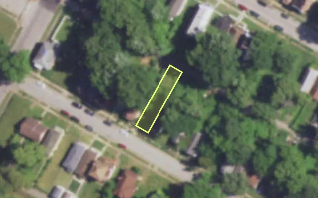 Aerial view of 6051 EMMA AV — vacant lot, St. Louis with approximate parcel outline