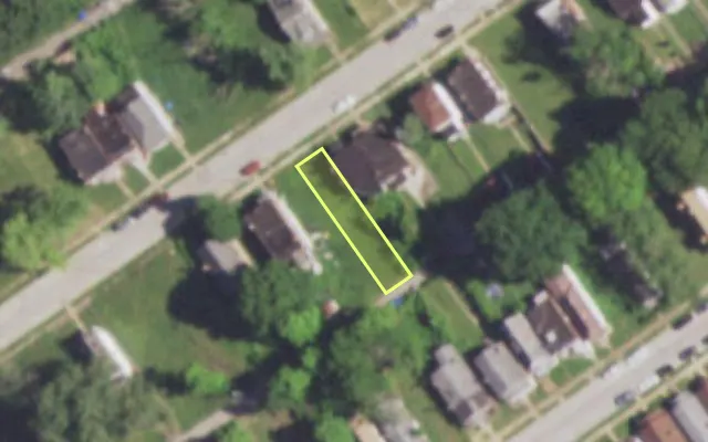 Aerial view of 5058 ARLINGTON AV — vacant lot, St. Louis with approximate parcel outline