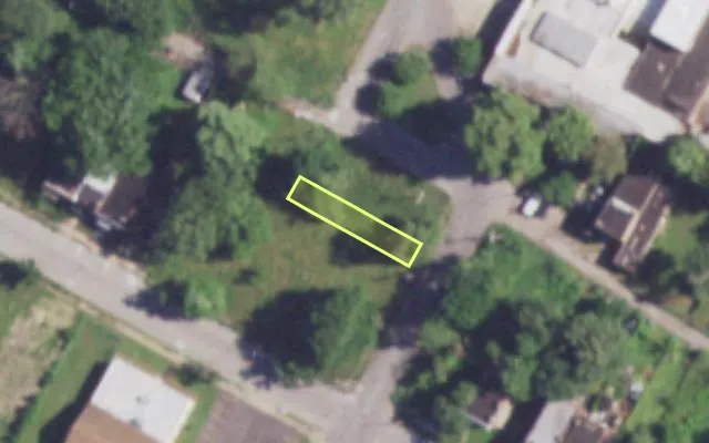 Aerial view of 3011 LAMBDIN AV — vacant lot, St. Louis with approximate parcel outline
