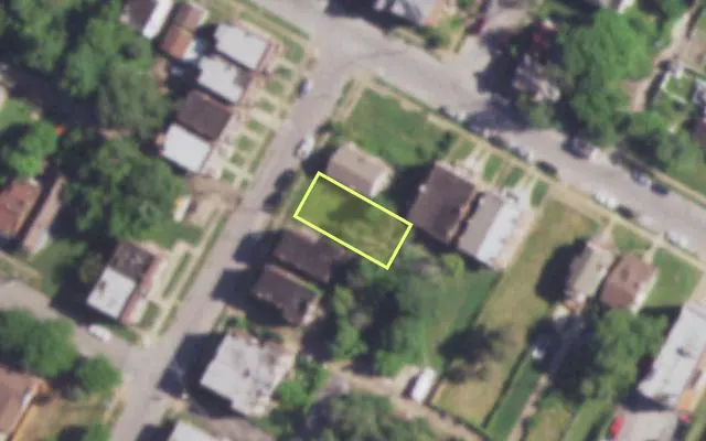 Aerial view of 3932 CORA AV — vacant lot, St. Louis with approximate parcel outline