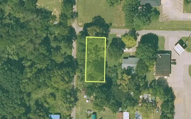Aerial view of SEBASTIAN County parcel 67566-0001-00019-00 — Arkansas post-auction with approximate parcel outline