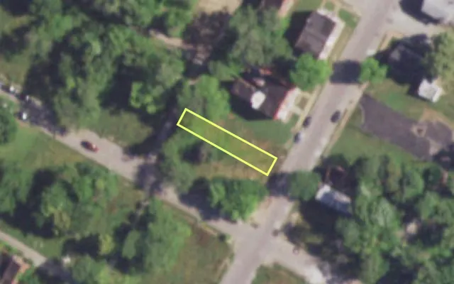 Aerial view of 1707 ANNIE MALONE DR — vacant lot, St. Louis with approximate parcel outline