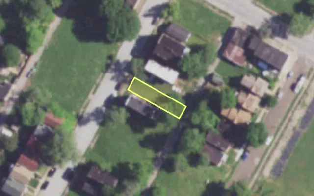 Aerial view of 4242 JOHN AV — vacant lot, St. Louis with approximate parcel outline