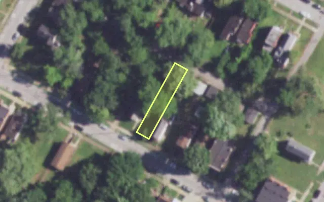 Aerial view of 4029 PENROSE ST — vacant lot, St. Louis with approximate parcel outline