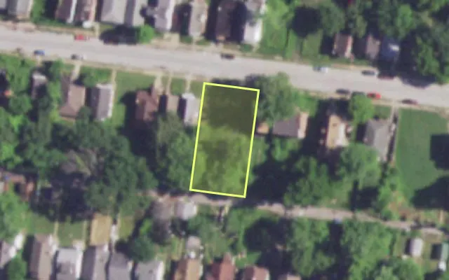 Aerial view of 928 CANAAN AV — vacant lot, St. Louis with approximate parcel outline