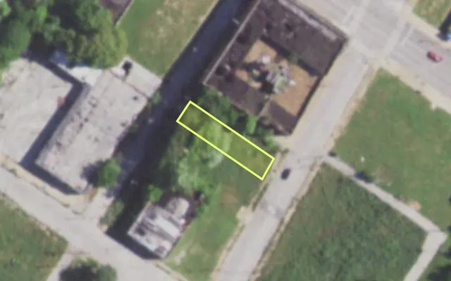 Aerial view of 1481 HODIAMONT AV — vacant lot, St. Louis with approximate parcel outline