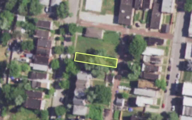 Aerial view of 3822 PENNSYLVANIA AV — vacant lot, St. Louis with approximate parcel outline