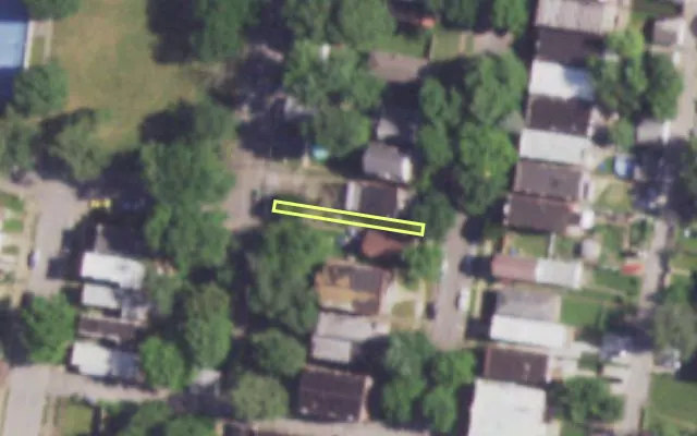 Aerial view of 4529 MINNESOTA AV — vacant lot, St. Louis with approximate parcel outline