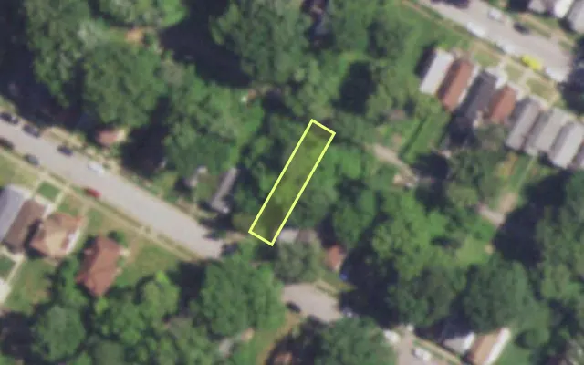 Aerial view of 6037 EMMA AV — vacant lot, St. Louis with approximate parcel outline