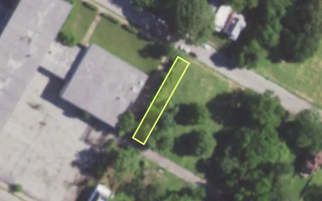 Aerial view of 5724 LOTUS AV — vacant lot, St. Louis with approximate parcel outline