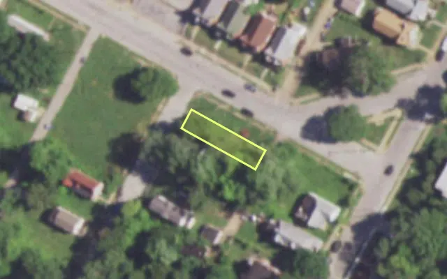 Aerial view of 4138 WALBRIDGE PL — vacant lot, St. Louis with approximate parcel outline