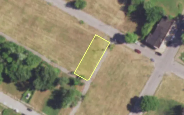 Aerial view of 4518 KENNERLY AV — vacant lot, St. Louis with approximate parcel outline