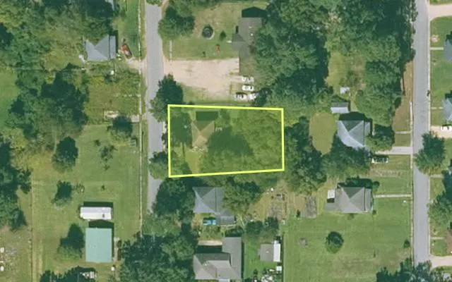 Aerial view of BRADLEY County parcel 719-00042-000 — Arkansas post-auction with approximate parcel outline