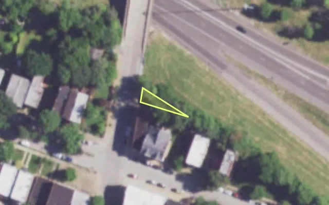Aerial view of 1780 MISSISSIPPI AV — vacant lot, St. Louis with approximate parcel outline