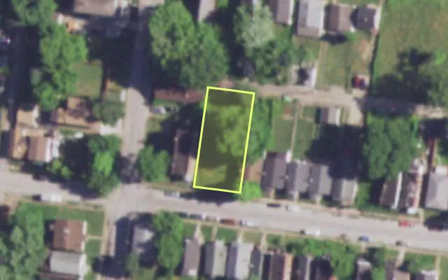 Aerial view of 971 CANAAN AV — vacant lot, St. Louis with approximate parcel outline