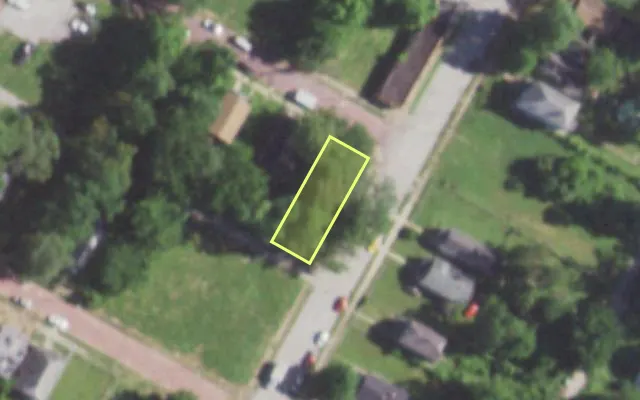 Aerial view of 5550 TERRY AV — vacant lot, St. Louis with approximate parcel outline