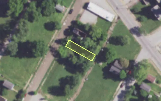 Aerial view of 4330 GANO AV — vacant lot, St. Louis with approximate parcel outline